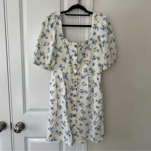 Old Navy Dresses & Skirts - Old Navy Floral Puff Sleeve Dress